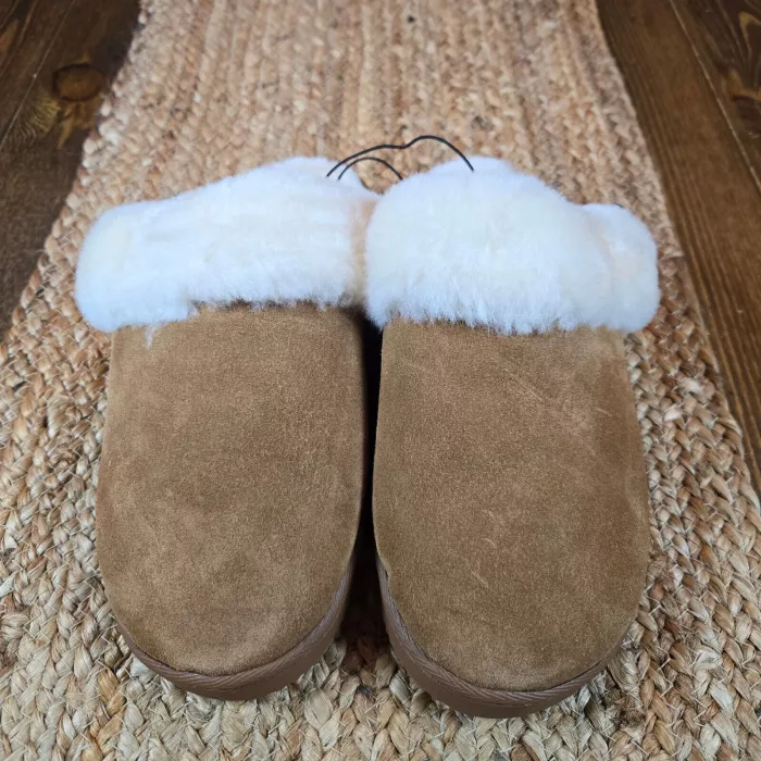 Dearfoams Women's Shearling Scuff Slippers Chestnut 6