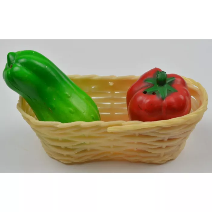 Vintage Red & Green Peppers Plastic Salt & Pepper Shakers With Basket
