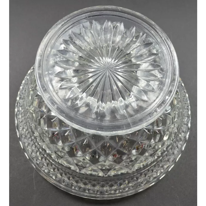 Anchor Hocking - Wexford Clear Pattern - Candy Dish - 6.5" Round
