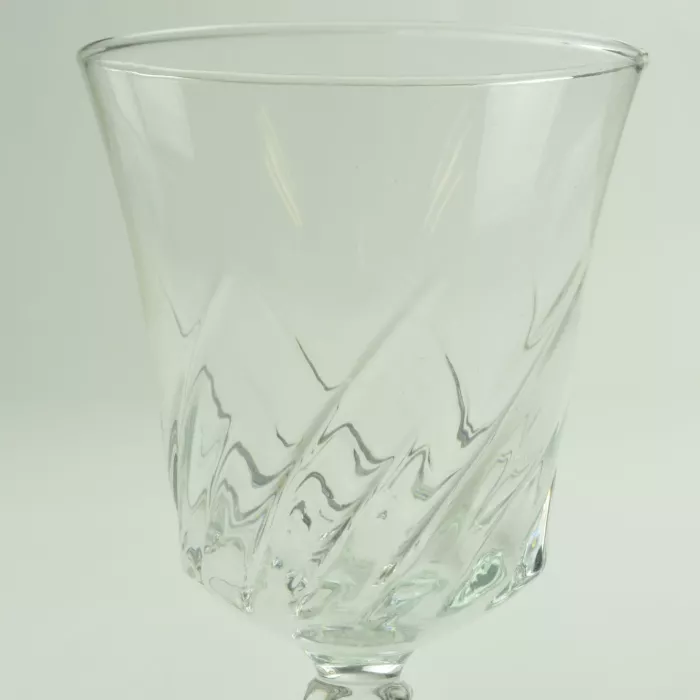 Cris D'Arques - Flamenco Pattern - Wine Glass - 5 5/8" Tall