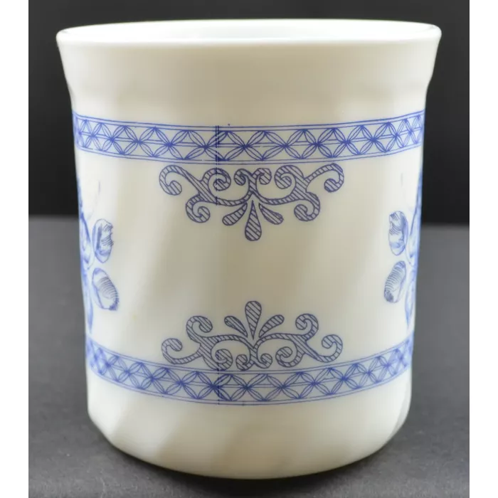 Arcopal China - Honorine Pattern - Mug - 3.5" Tall