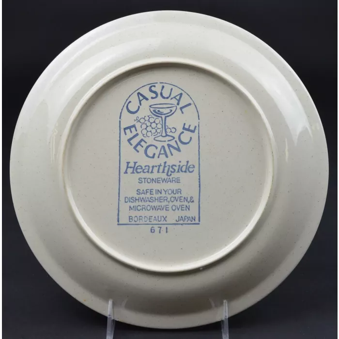 Hearthside - Casual Elegance Collection - Bordeaux Pattern - Dinner Plate