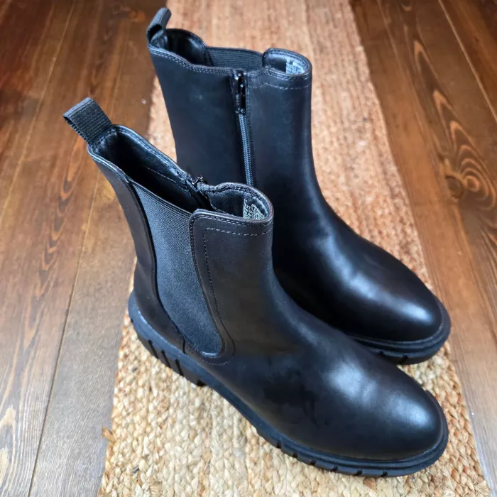 Women's Sterling Chelsea Boots Zip Up Ankle Booties Black Sz 11