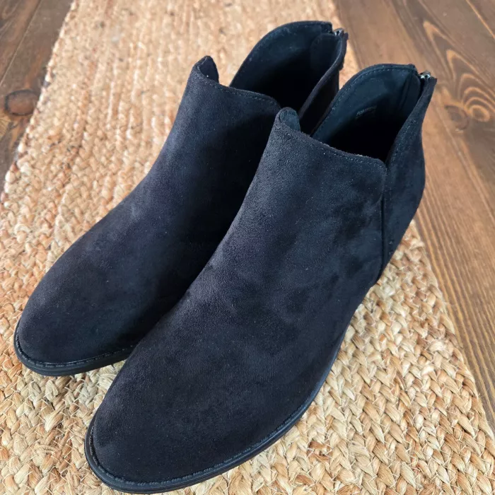 Journee Collection Womens Livvy Back Heel Zip Stacked Booties Black SZ 8.5 WD