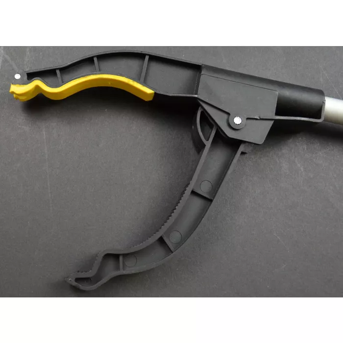 Reach Extender Pick-UP Claw Tool With Magnetic End - 30" Reacher Grabber