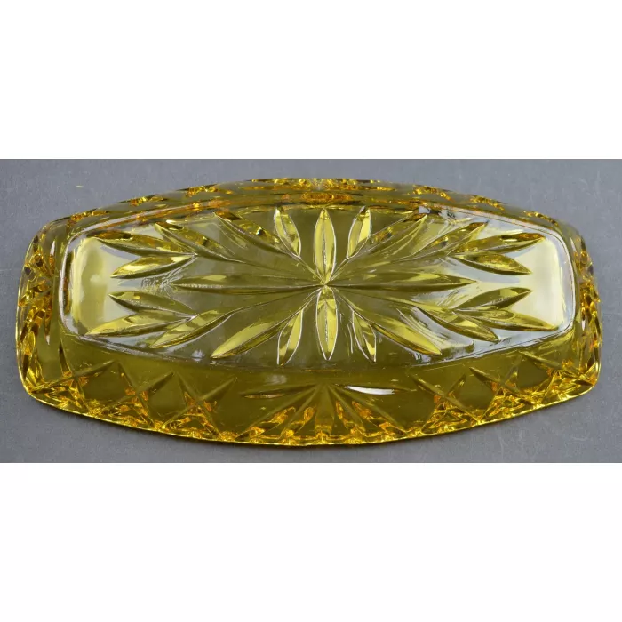 Hazel Atlas - Prescut Gold Pattern - Celery Dish - 9.5"