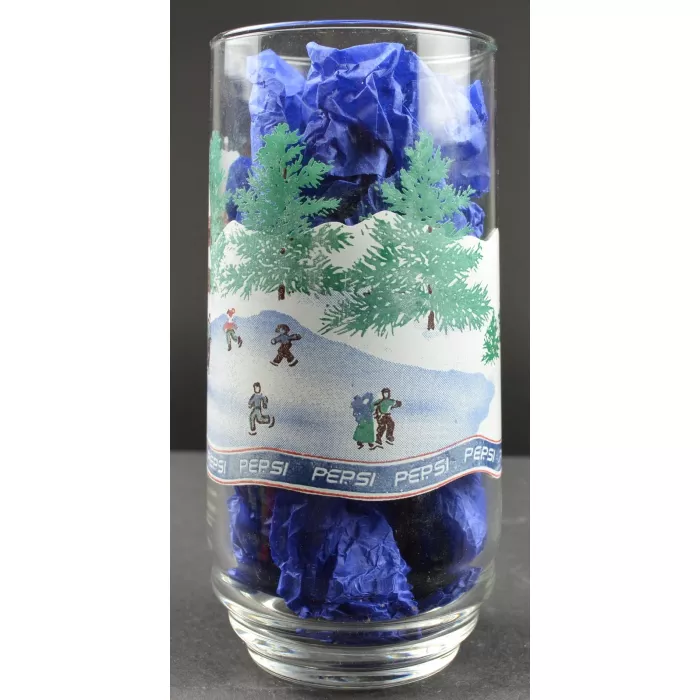 Pepsi Cola Winter Holiday Glass Depicting Ice Skaters - 5.875" Tall