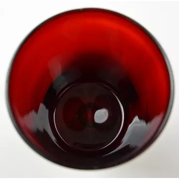 Cris D'Arques - Cavalier Ruby Pattern - Water Goblet