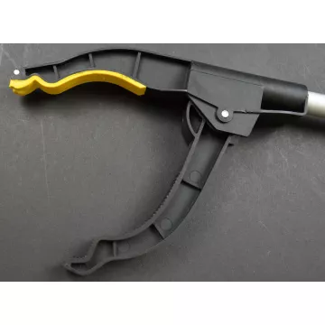 Reach Extender Pick-UP Claw Tool With Magnetic End - 30 Reacher Grabber