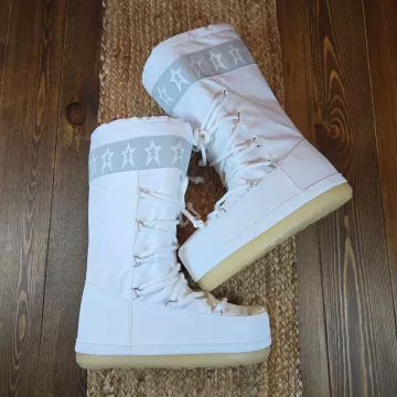 Women's Winter Snow Boots Buffy White With Stars
