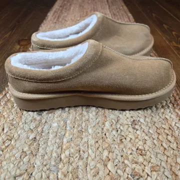 Women's Kaya Suede Clog Slippers Sz 8