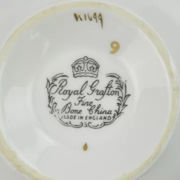Royal Grafton - K1699 Pattern - Footed Cup