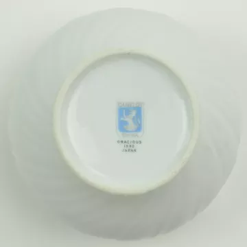 Camelot China - Gracious Pattern - Lidded Sugar Bowl